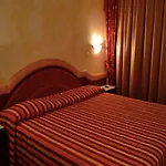 2 Motel Tortona