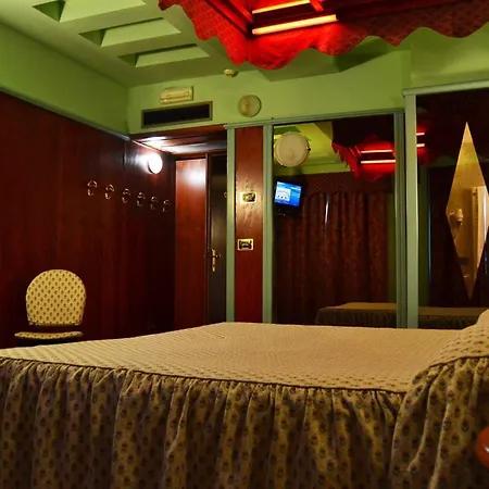 2 Motel 3*