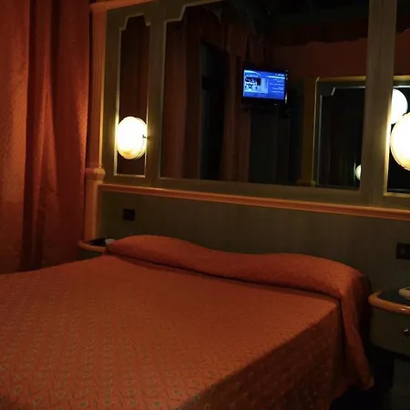 Motel 2