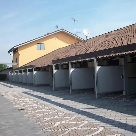 2 Motel Tortona