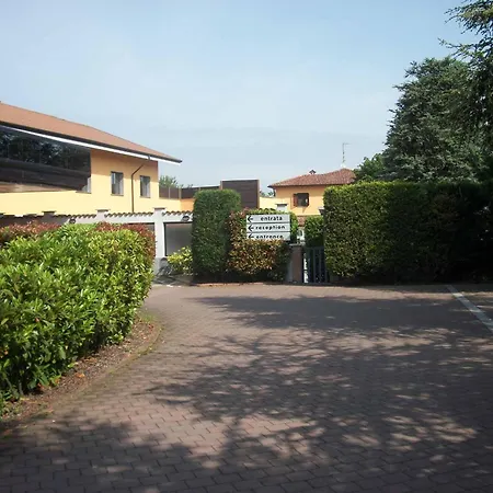 2 Motel