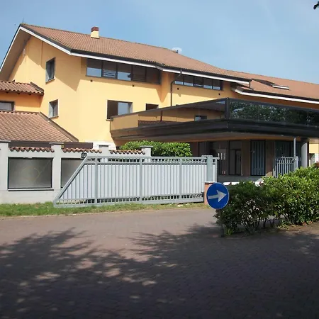 Motel 2