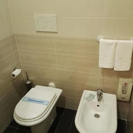 2 Motel Tortona